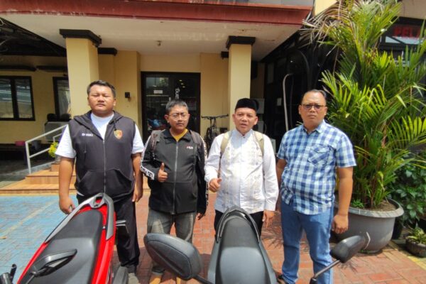 Polsek Tambora Kembalikan 4 Motor Hasil Curanmor ke Pemiliknya, Warga Ucapkan Terima Kasih