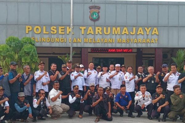 Pokdarkamtibmas Family Sektor Tarumajaya Adakan Halal Bihalal di Aula Mapolsek Tarumajaya
