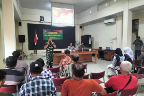 Kegiatan Non Fisik KBD Tahap II TA. 2025, Danramil 03/Serengan Sosialisasi Wasnang & Bela Negara Kepada Warga