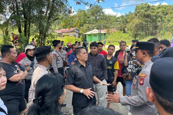 Polres Sanggau Mediasi Aksi Damai Eks Karyawan PT. SBW, Cegah Konflik Sosial di Tayan Hulu
