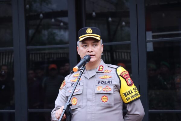 Resahkan Warga, Polres Jakbar Bersama 3 Pilar Tertibkan Jukir Liar di Kawasan Season City