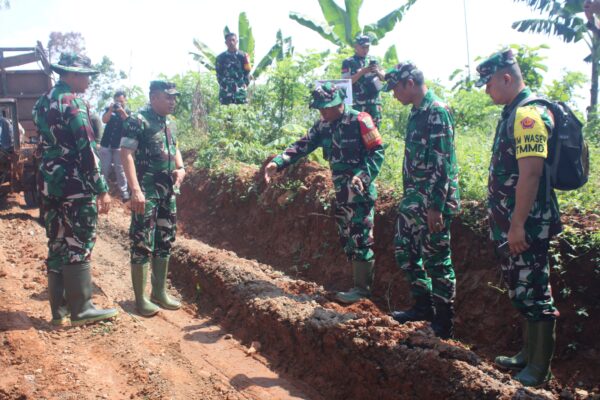 Wasev Tinjau Langsung Progres TMMD ke-124 Kodim 0610/Sumedang, Bukti Nyata Kemanunggalan TNI dan Rakyat