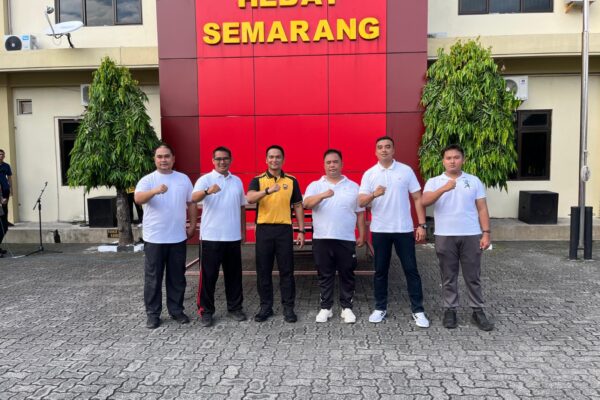 Semarak HUT Bhayangkara ke-79, Polrestabes Semarang Gelar Olahraga Bersama Forkopimda