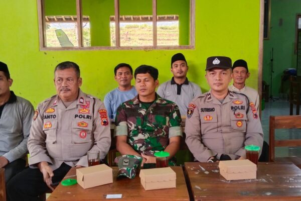 Polsek Jatiroto Amankan Pentas Seni Hafalan Akhirussanah Di MI Ashofaa Nggelo