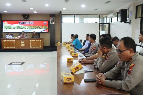 Sopir dan Polres Jepara Capai Kesepakatan Soal UU ODOL, Ini Hasilnya