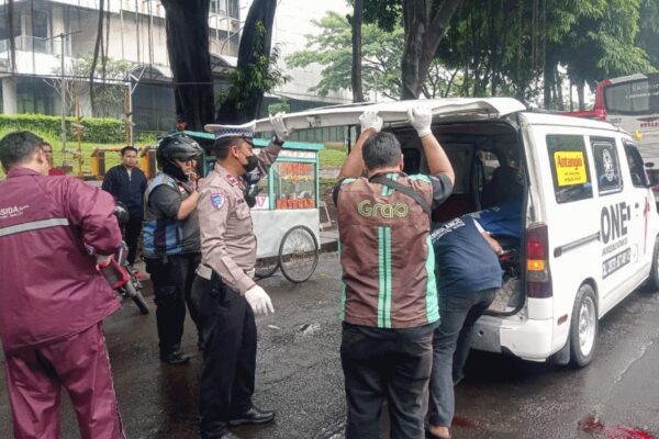 Laka-lantas, Polres Metro Tangerang Kota Imbau Pengendara Hati-hati Jalan Licin Pasca Hujan